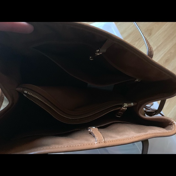 Coach Bag 😍 - Picture 4 of 5